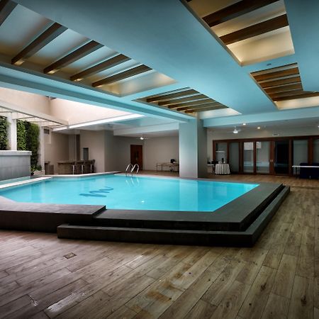 Mezzo Hotel Cebu Dış mekan fotoğraf