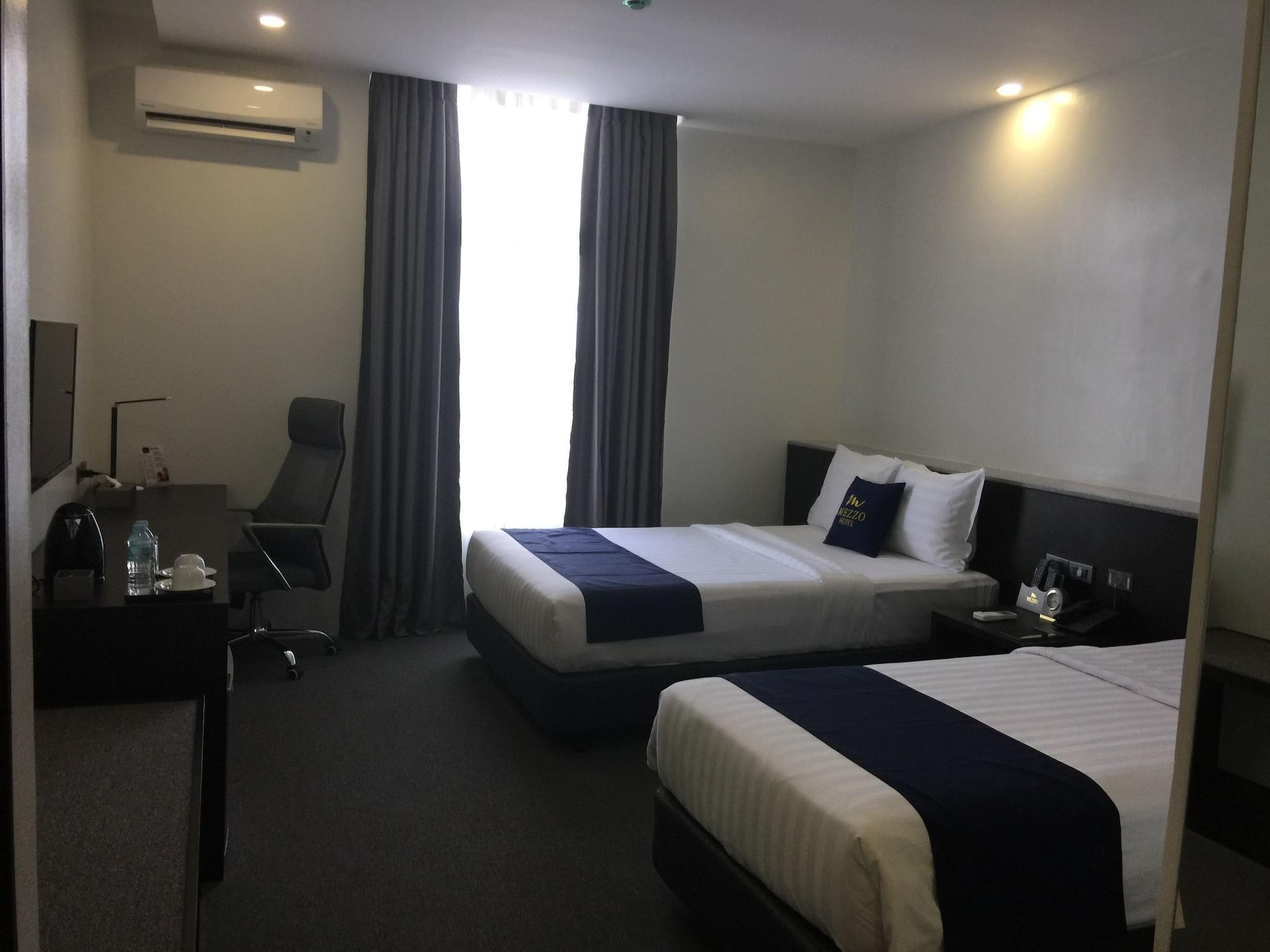 Mezzo Hotel Cebu Dış mekan fotoğraf