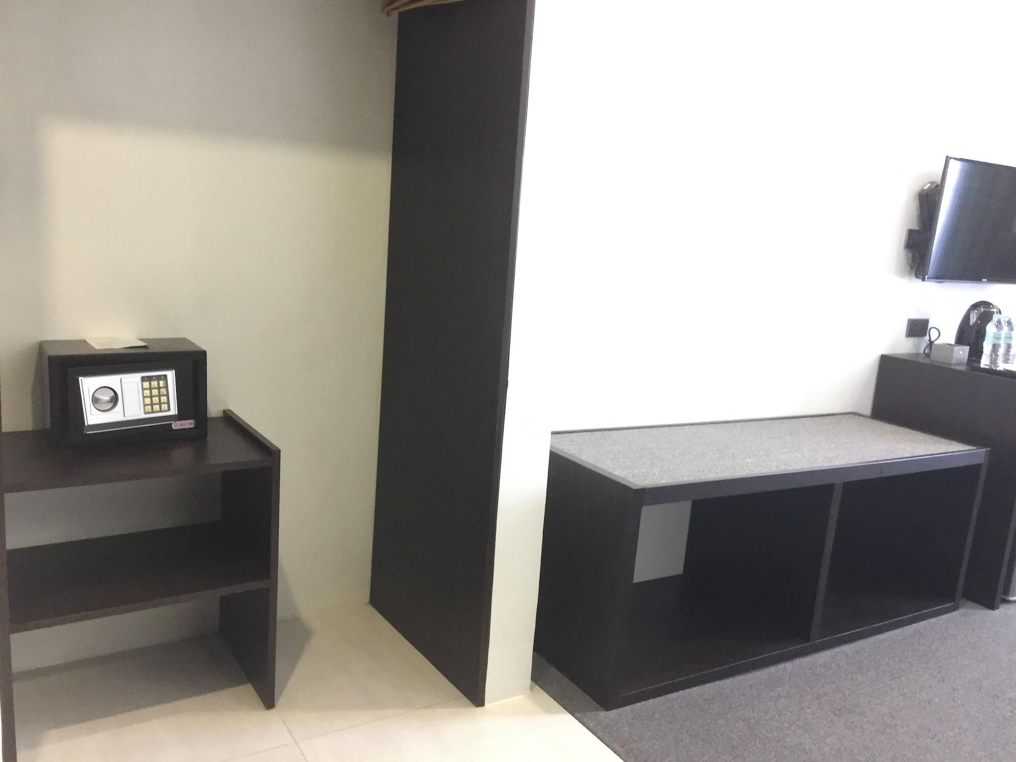 Mezzo Hotel Cebu Dış mekan fotoğraf